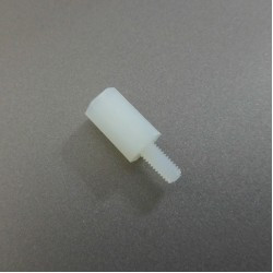 STANDOFF PLASTIC F/M CTP-10MM 10PCS