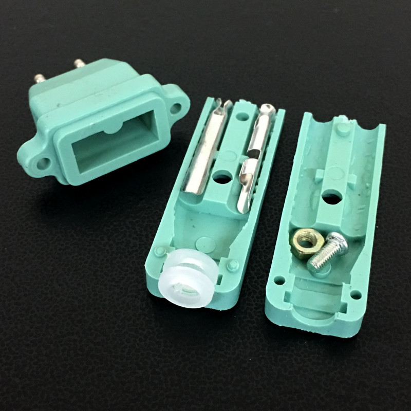 NON-POLARIZED QUICK CONNECTORS