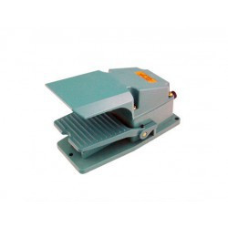 FOOT SWITCH 250V 15A 1NO+1NC TFS-302