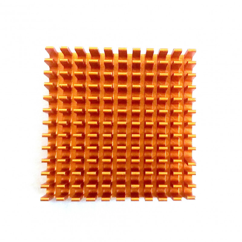 ALUMUNUM HEAT SINK WITH EXTRUDED RAILS 40MMX40MM